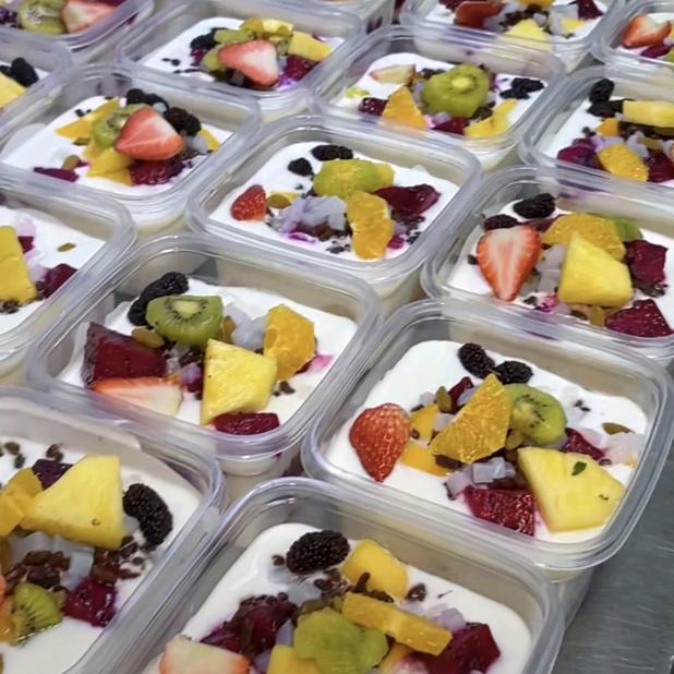 好吃勿忘酸奶水果捞