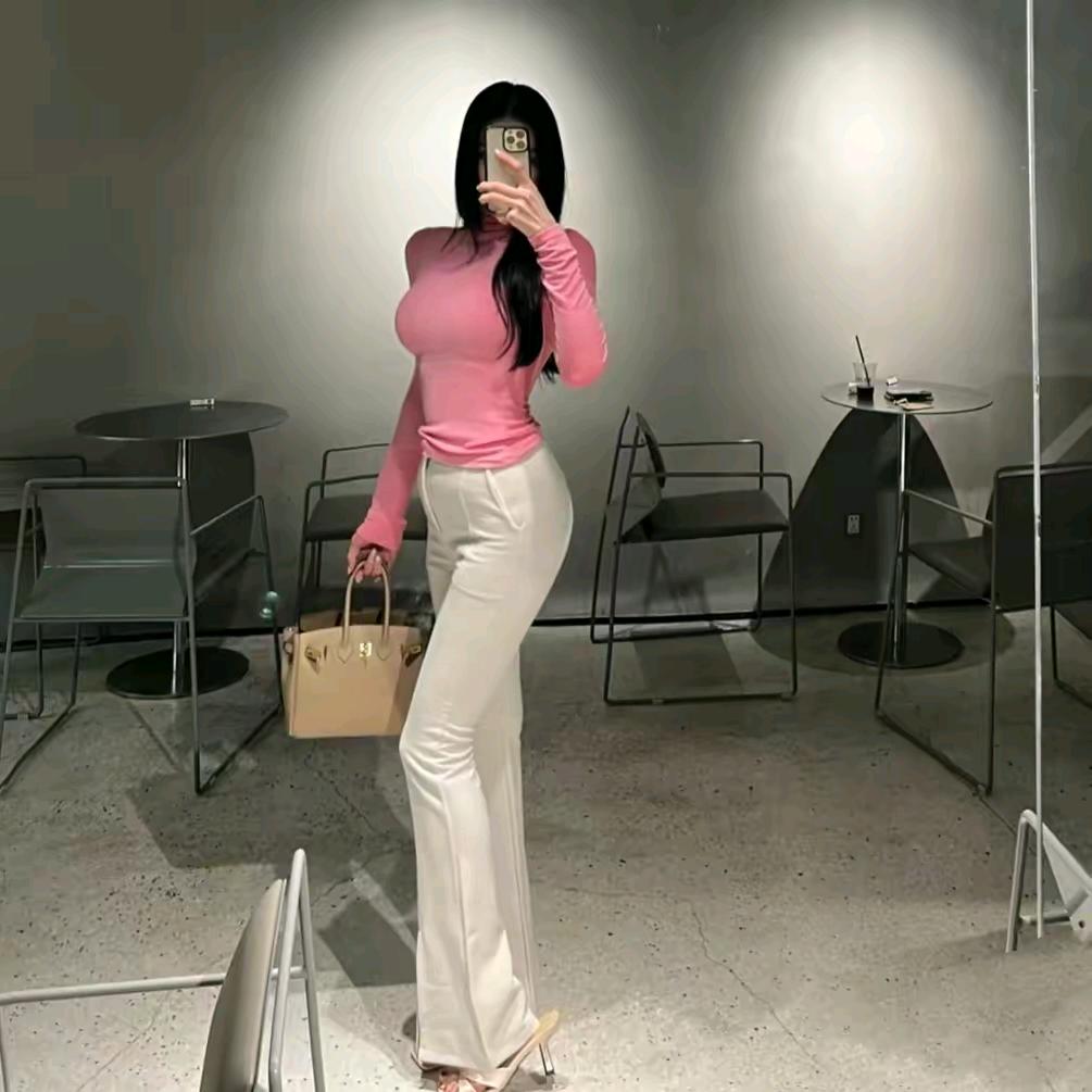 阴飞草长