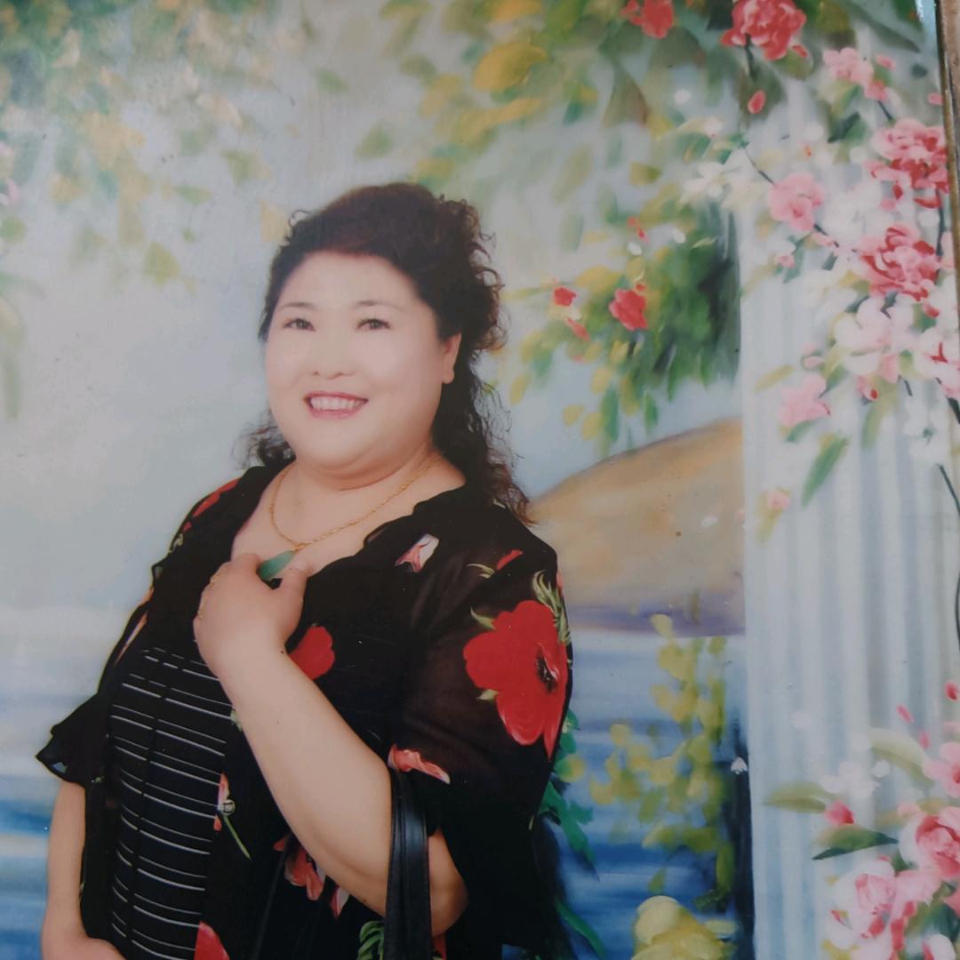 一朵红玫瑰花
