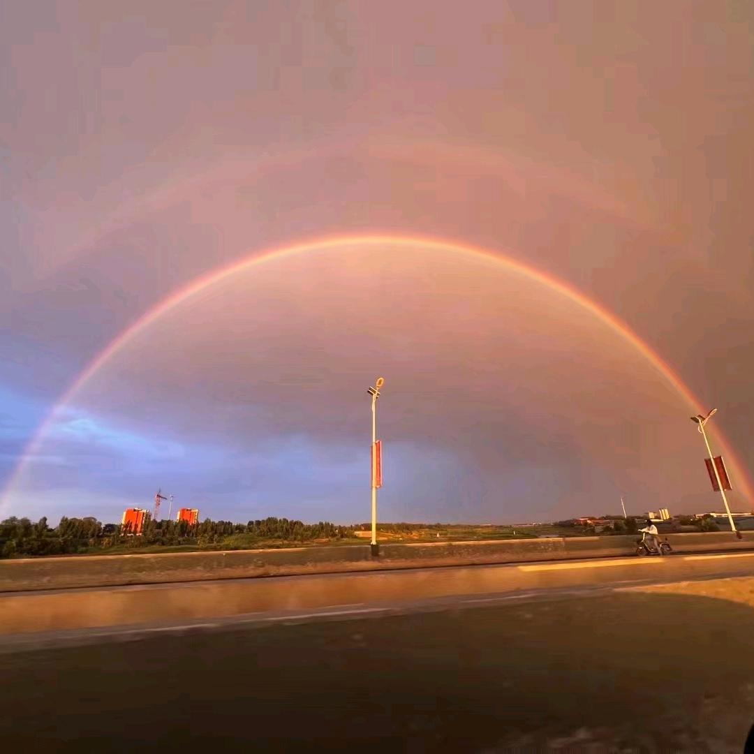 BIPV新能源(关必回)