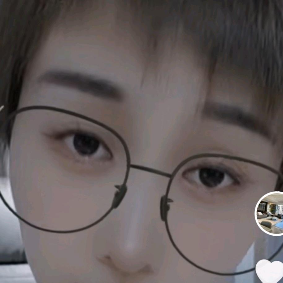 丽
