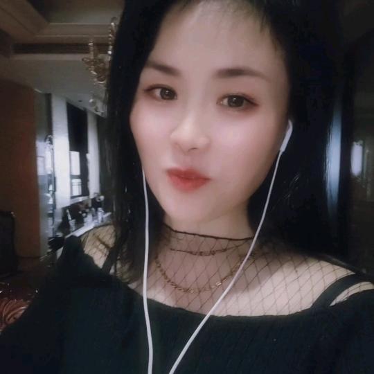 白雪🎤🌈🍒🍒
