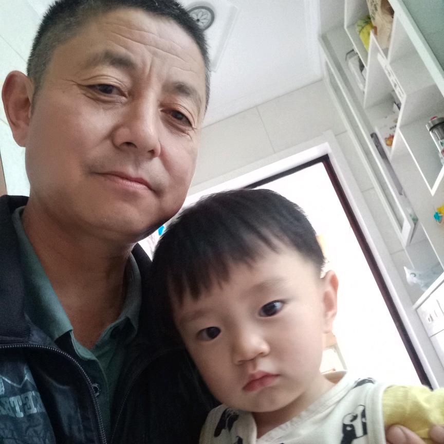 董善格