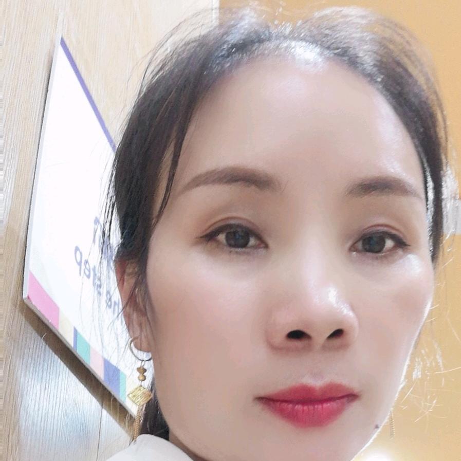 合江县贵人纺窗帘店