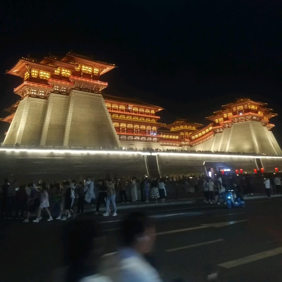 花落若相惜