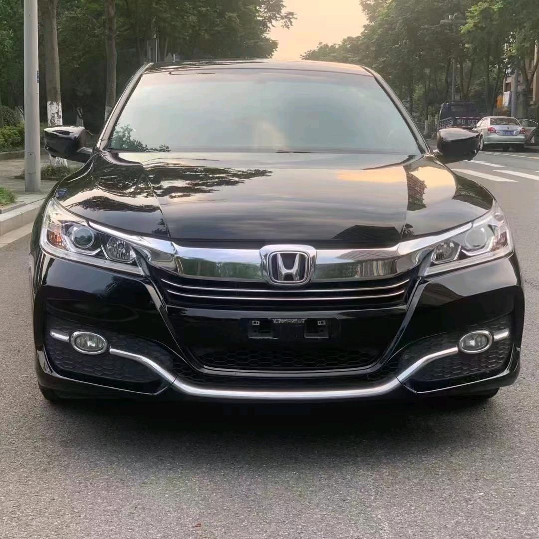 独山县白亿二手车