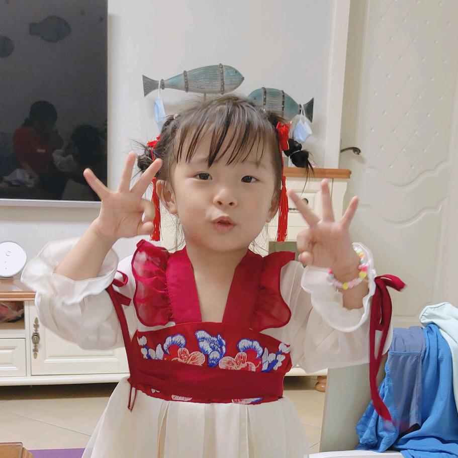 🌻周兮兮