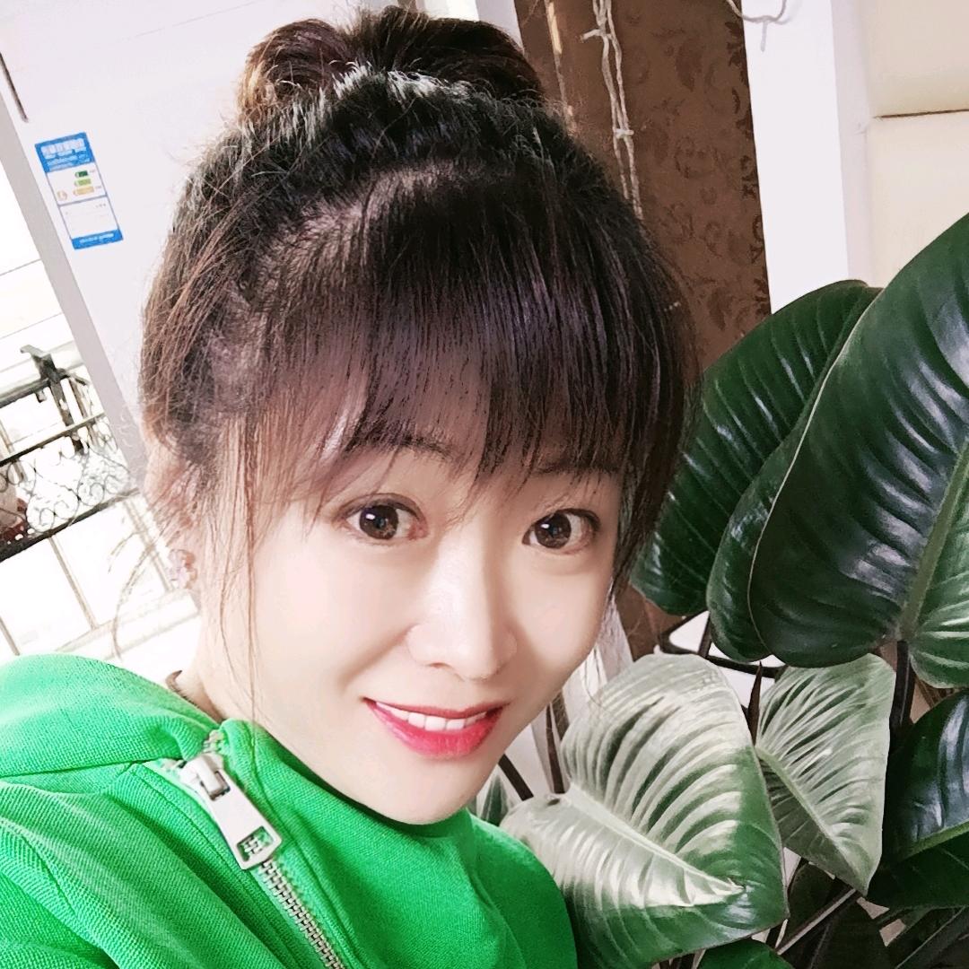 雨中紫藤