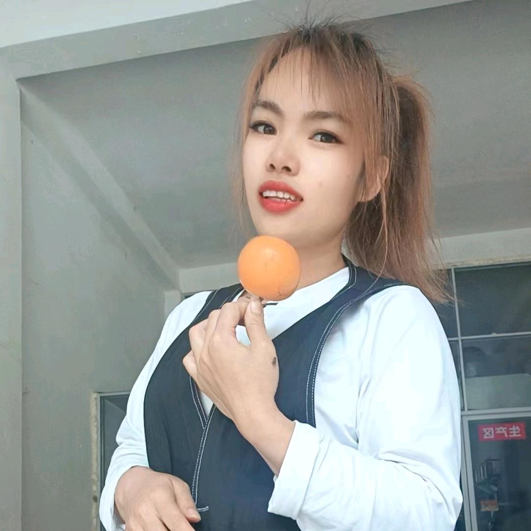 桐棉卖衣服的老阿姨