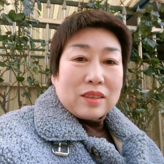 胡霞姐