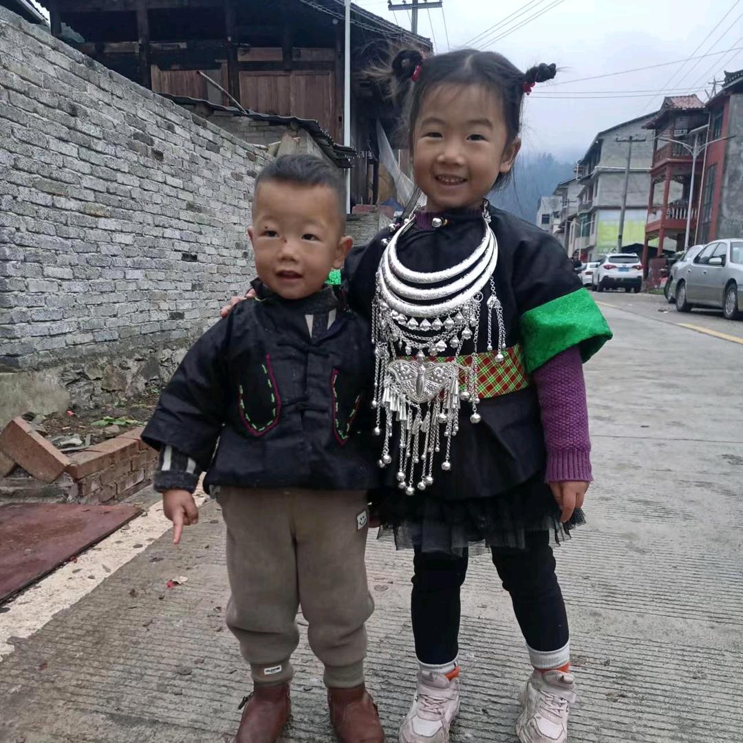 退了色的灿烂，^