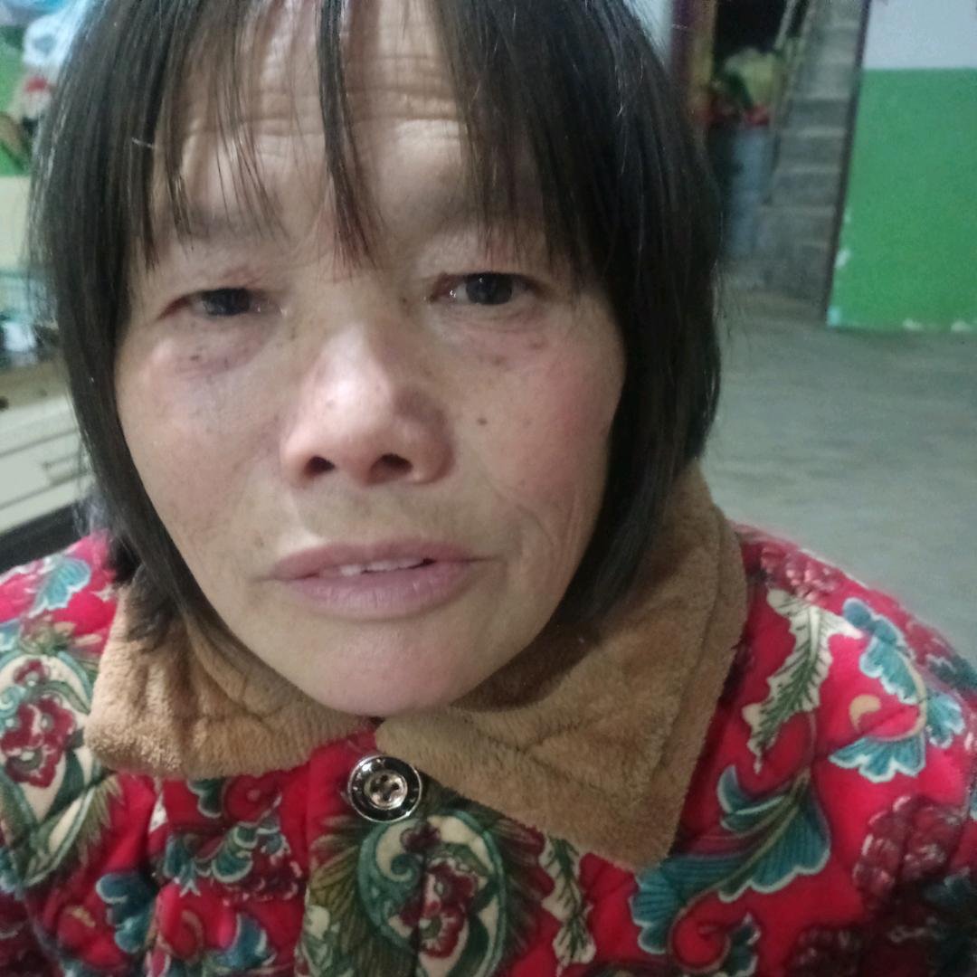 农村荣姐（晚上8:10开播）