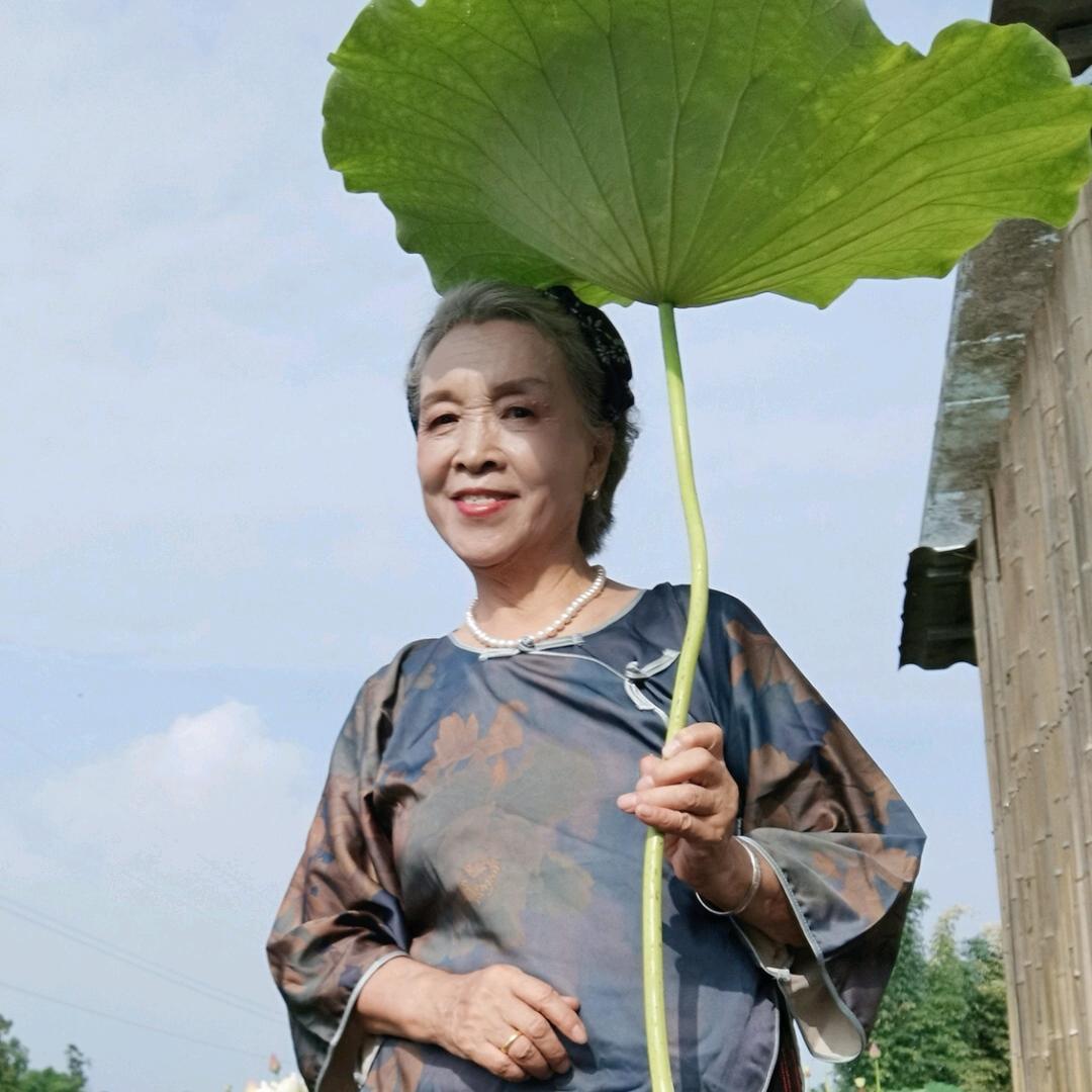欧巴桑