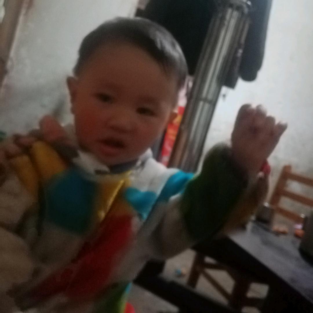 闺俊