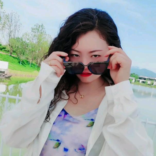 🌈🌈逆流而上的鱼🌈🌈