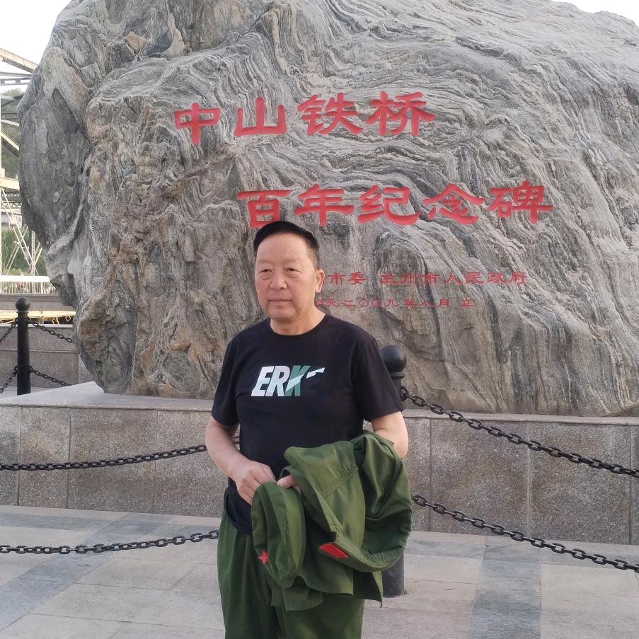 永不言败的老班长