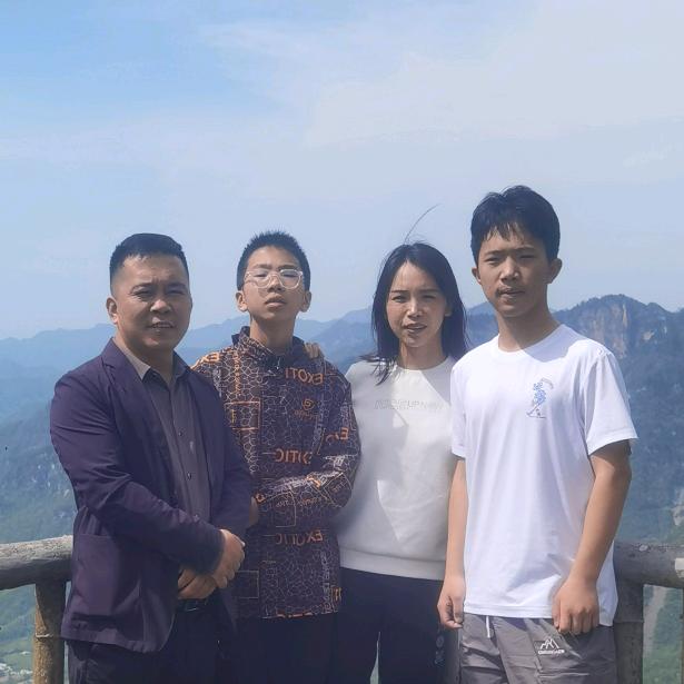 灿烂冰河