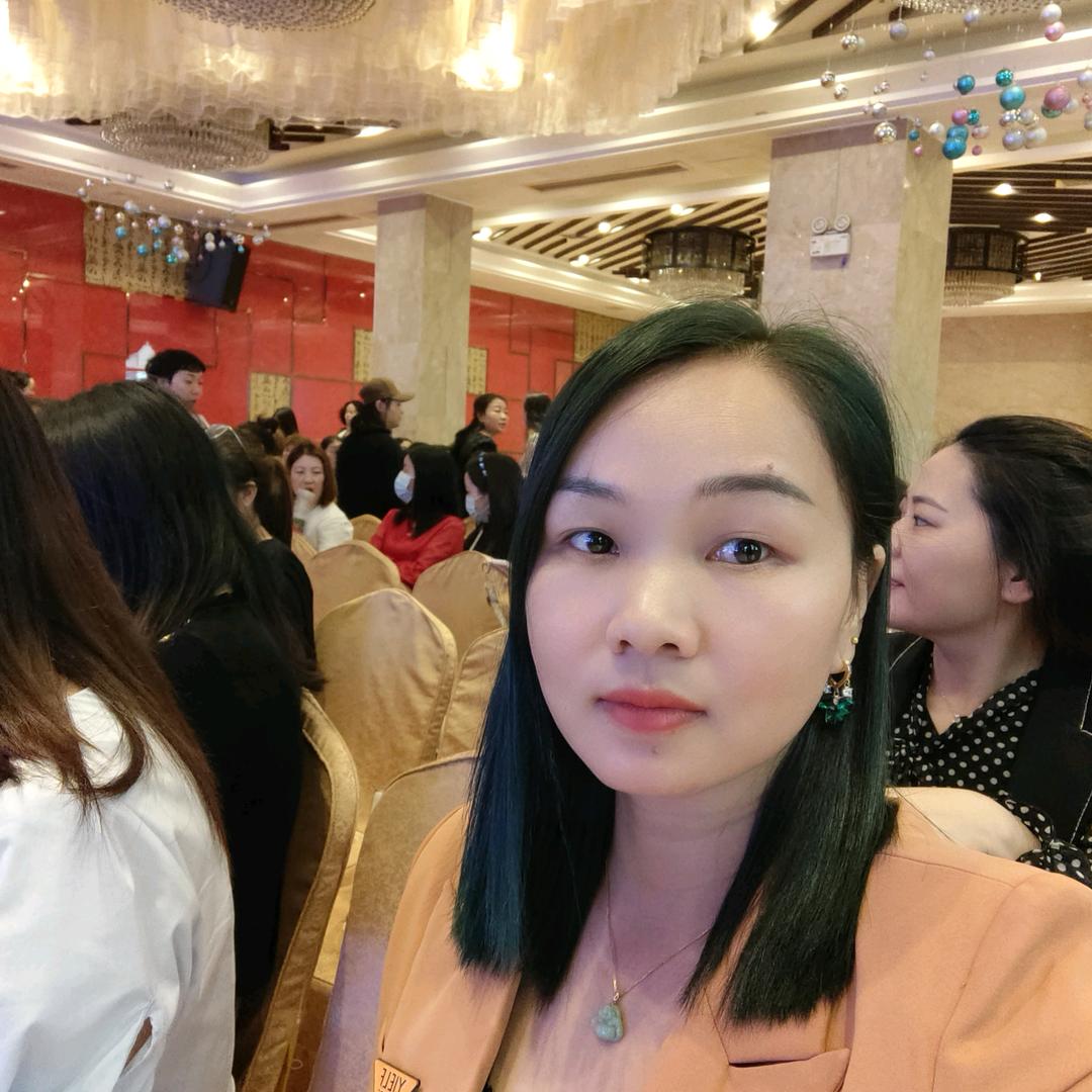 秀秀《请勿连赞》