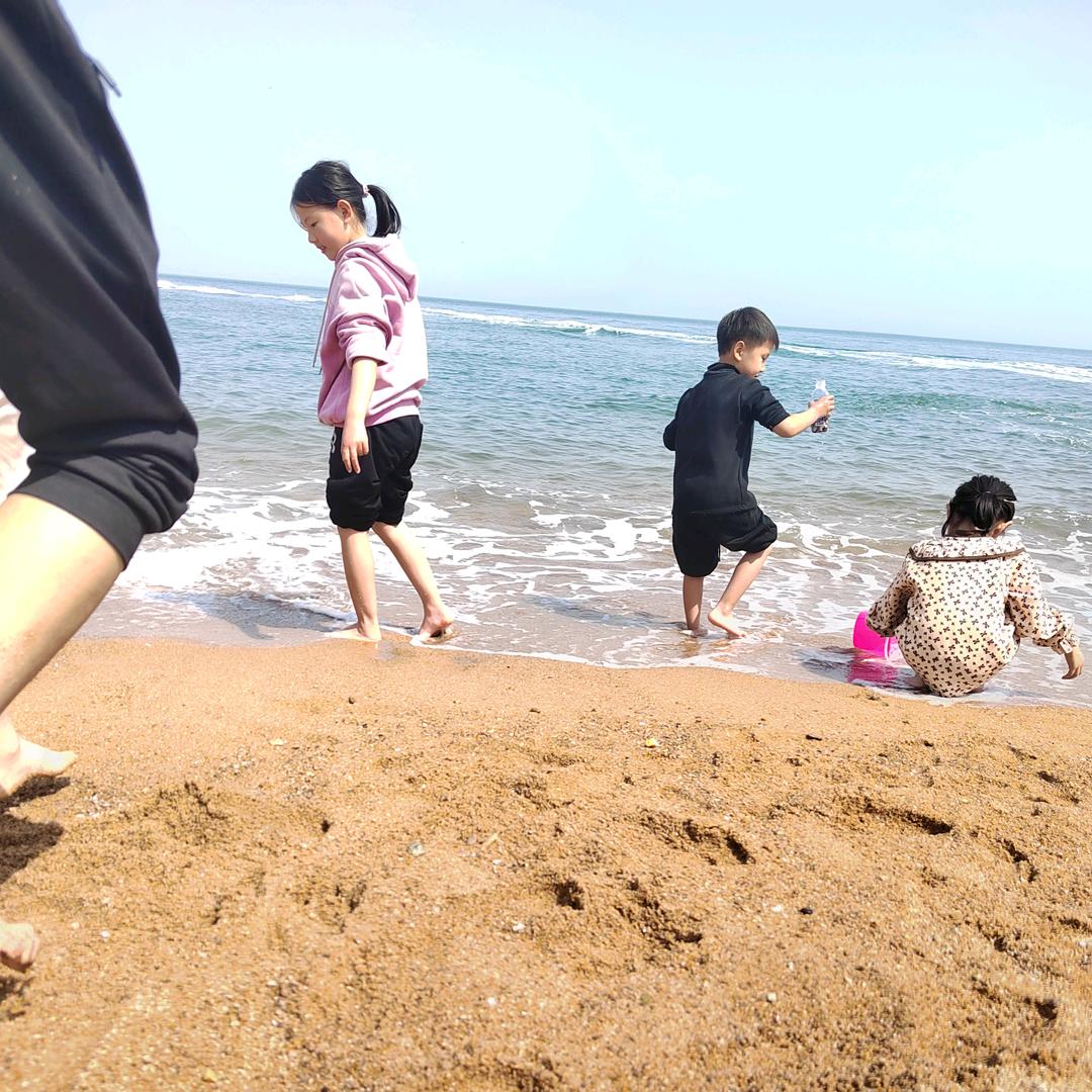 余生=仨千金+万斤幸福