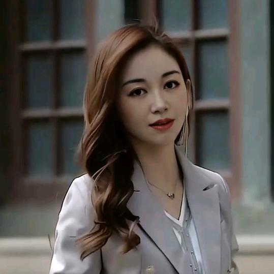 ღ᭄岁月🍒静好💞࿐