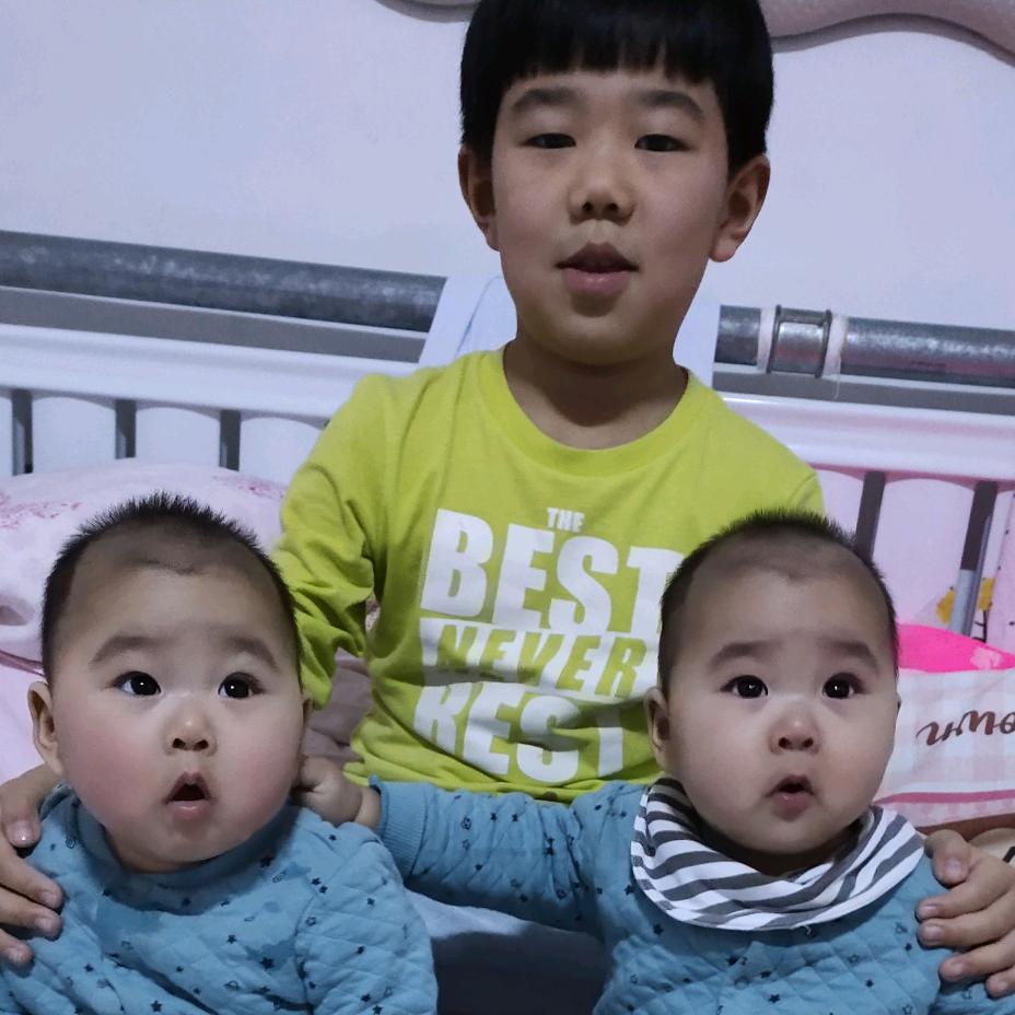 一辈子三个孩子爹