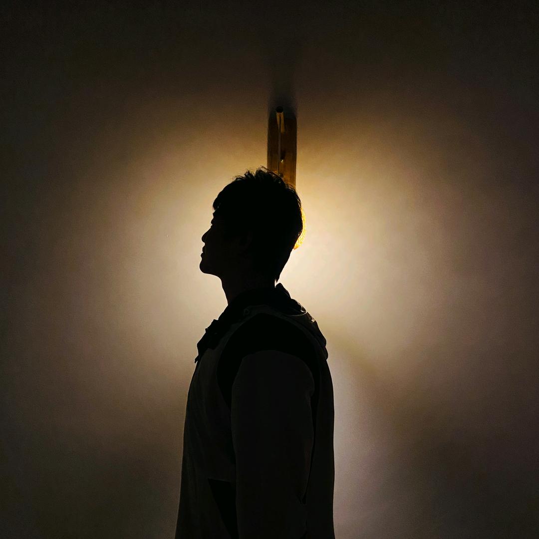 巛灬吹风中的zae