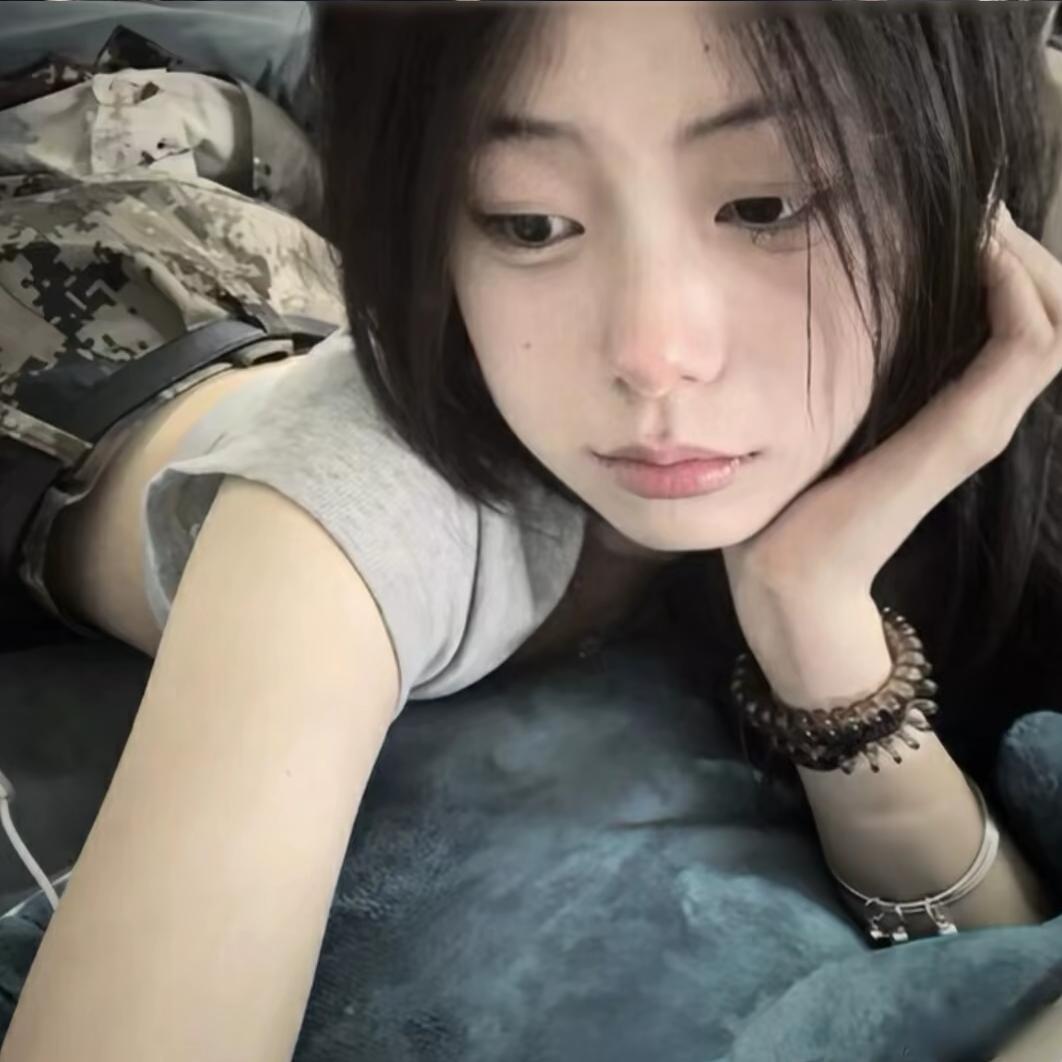 蕾.