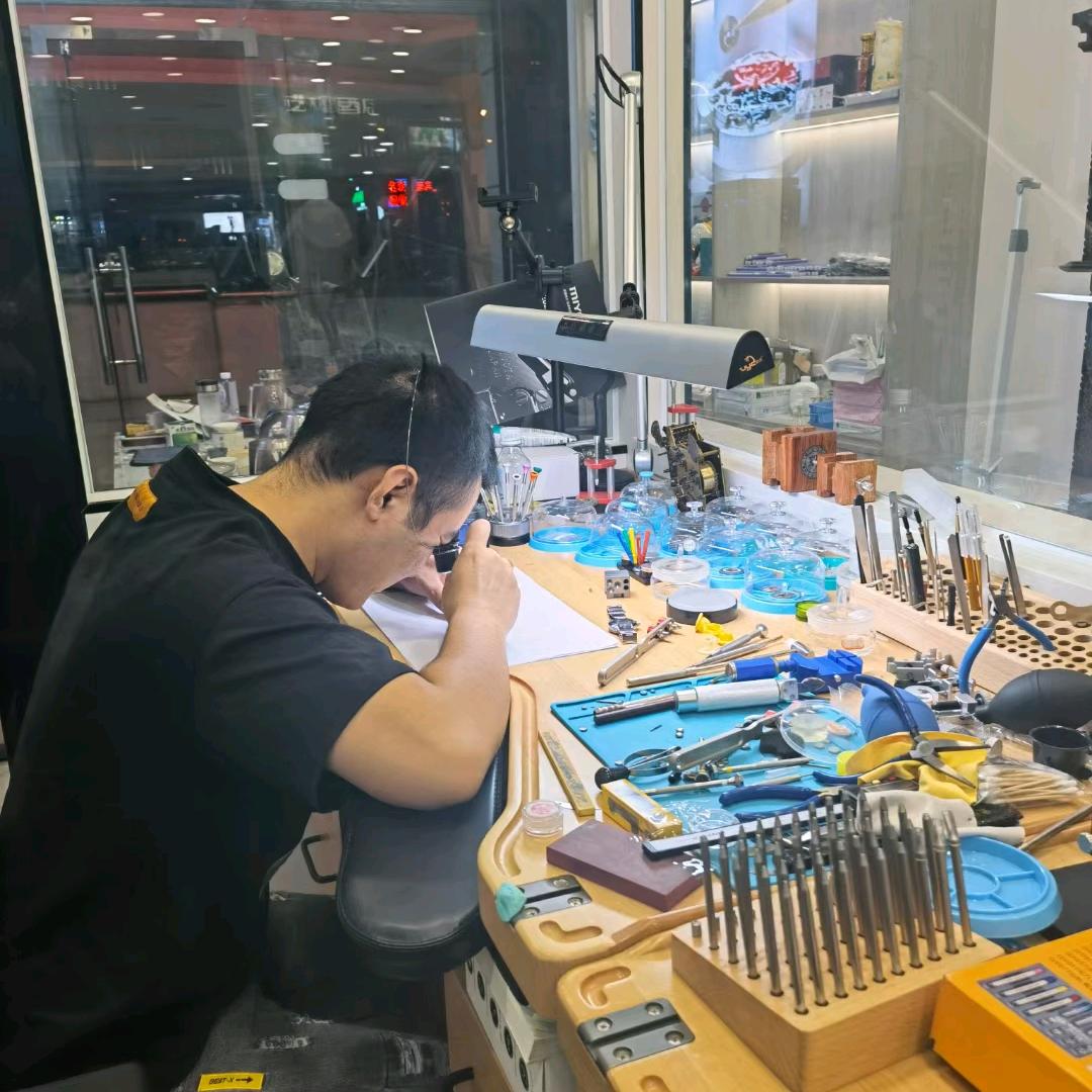 极修匠手机维修(鼓楼区店)