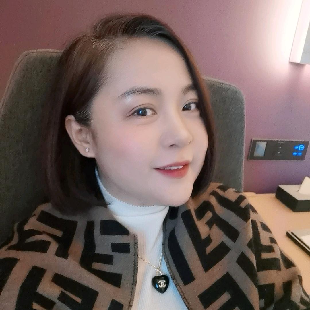 齐薇 | 遵义辰薇职业培训