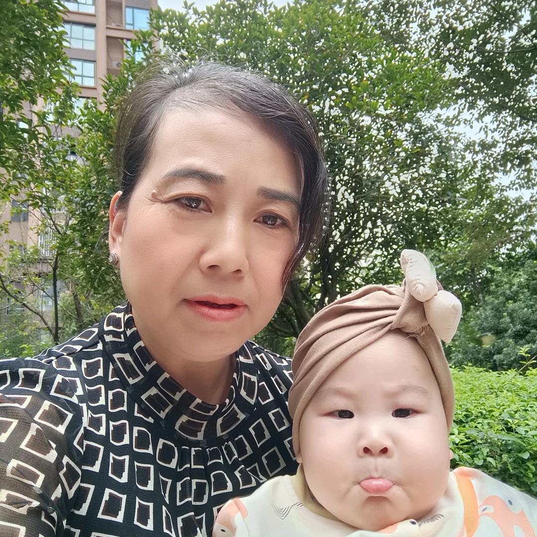 百荷飘逸