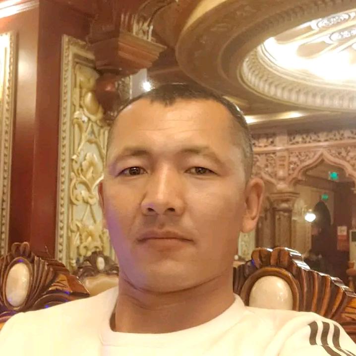 麦麦提伊明 江