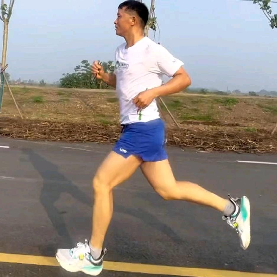 快乐小哥💕(武侠梦)