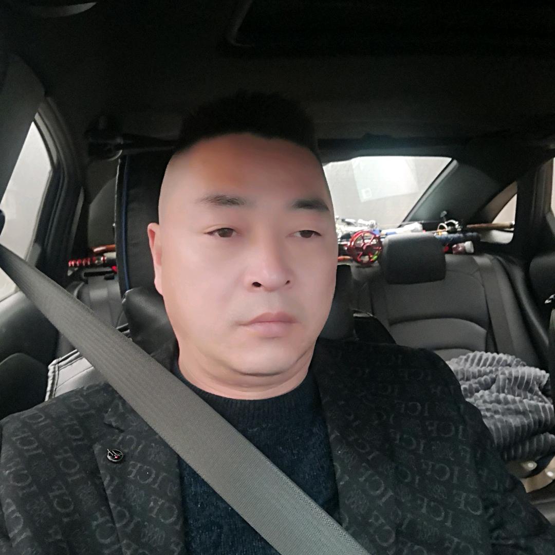 空军就为打窝喂鱼