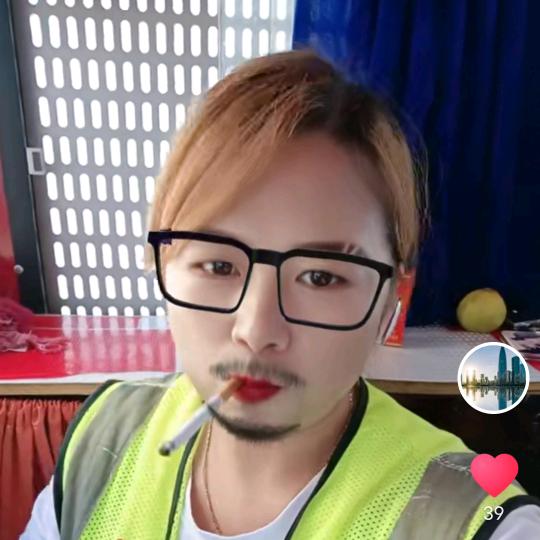 用户514295372819