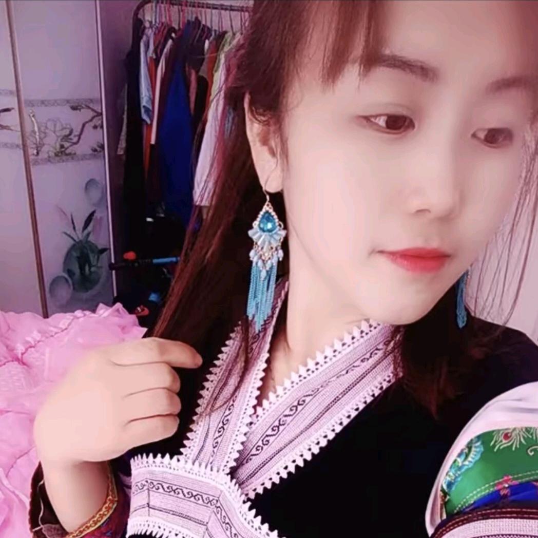 ღ᭄带着光而来的他ღ᭄