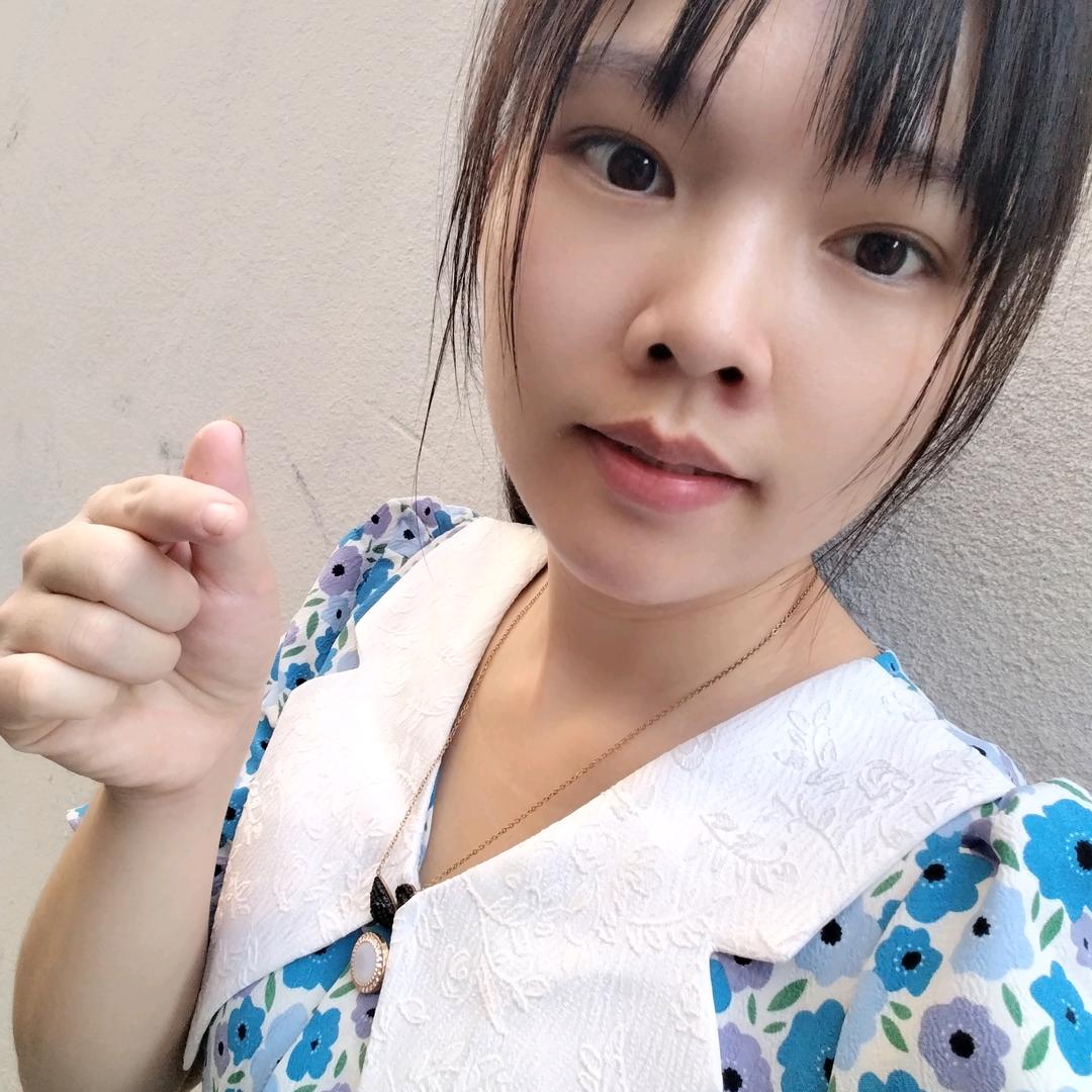 鲜鲜（地摊阿姨