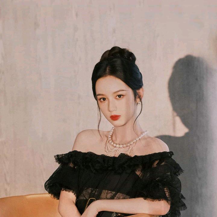 变身迪迦玩游戏