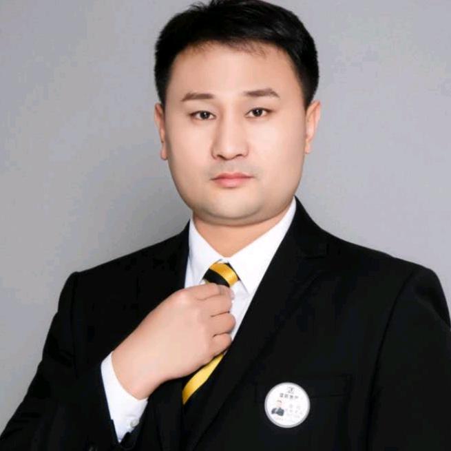 泗水儒房地产李可讲房