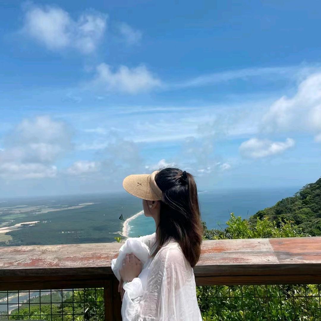 何丽梅