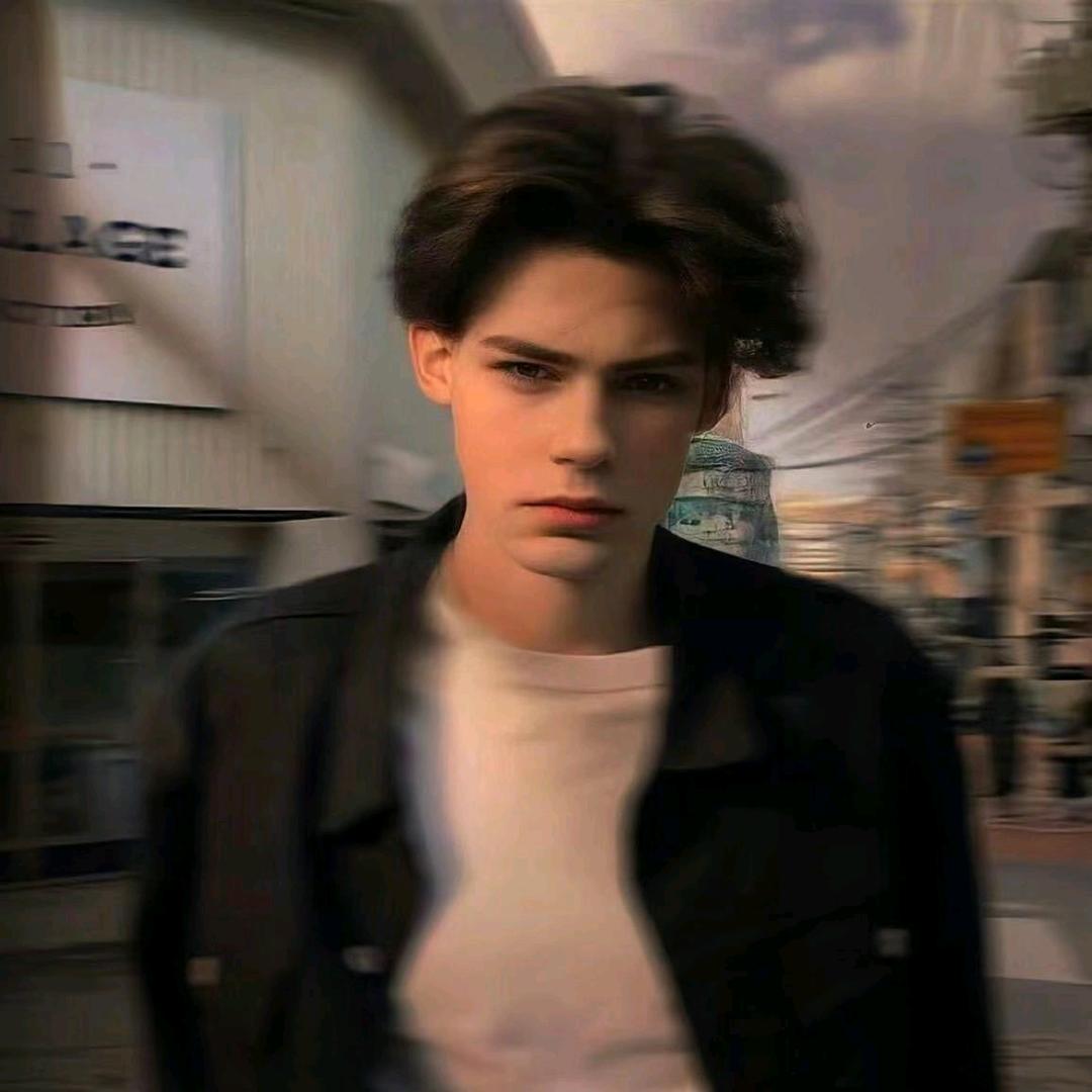 西盟鑫诚二手车行