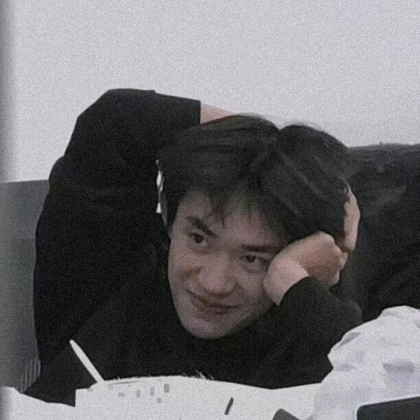 🌈大何吖~（已⬇️32个）