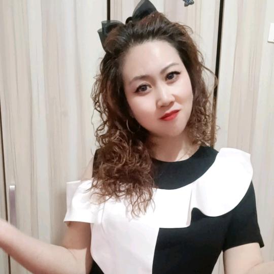 小蝶儿         （ 拒连赞秒赞）