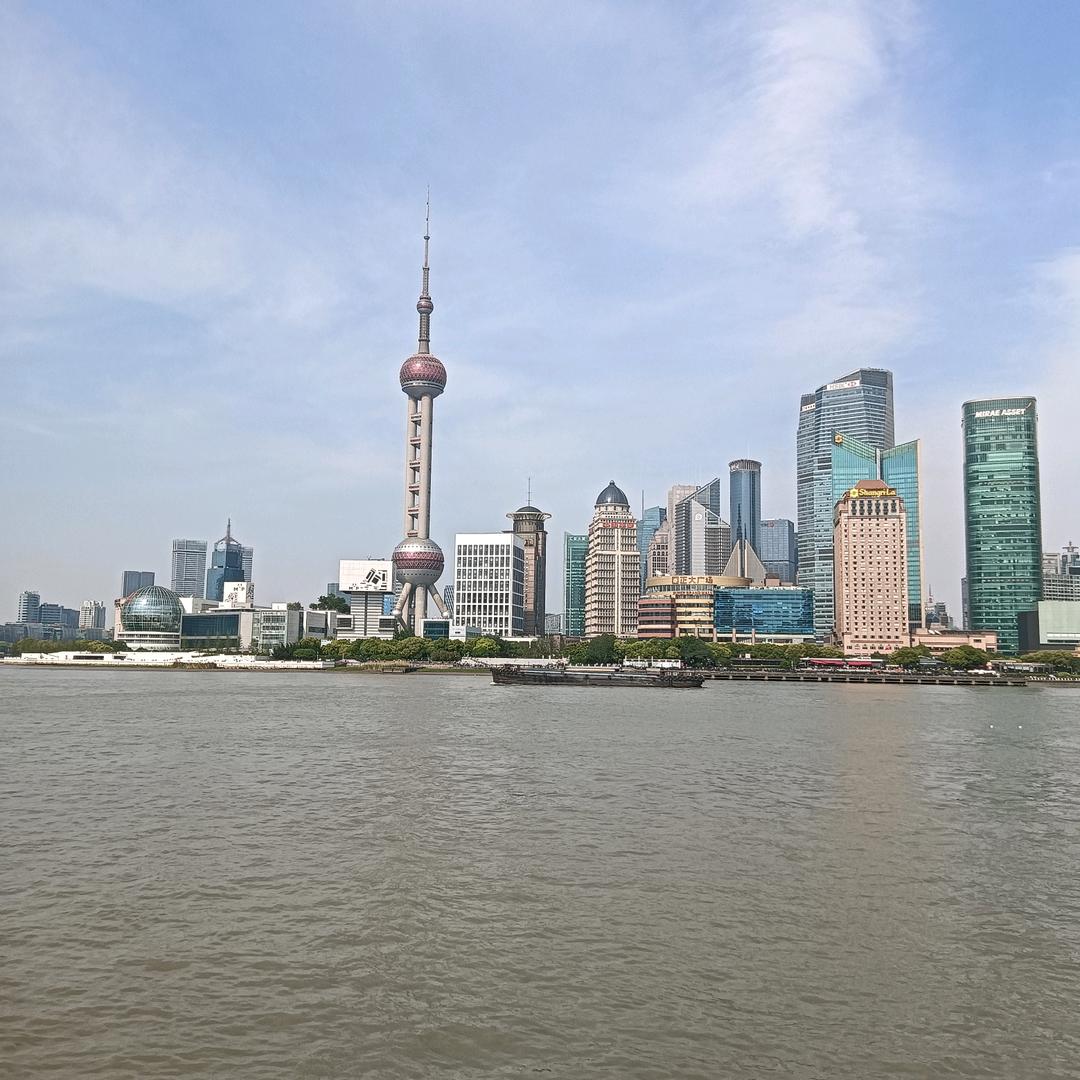 默默无闻
