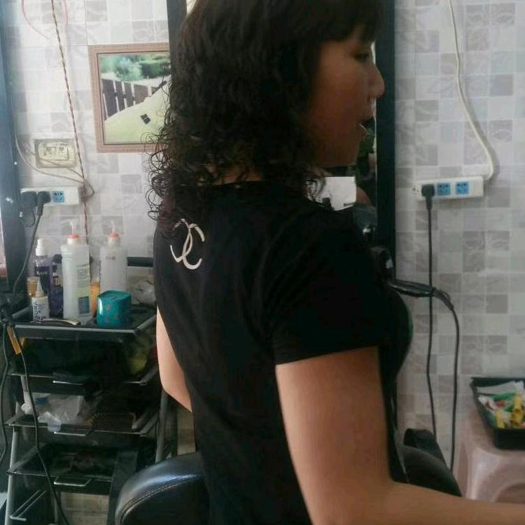 烟花再美只是一瞬间挖机岀租