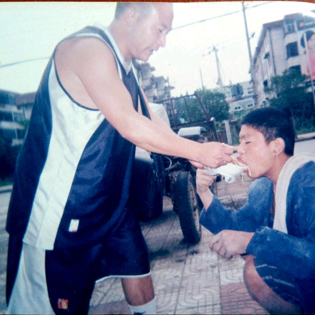 中国草根慈善家-寻亲达人