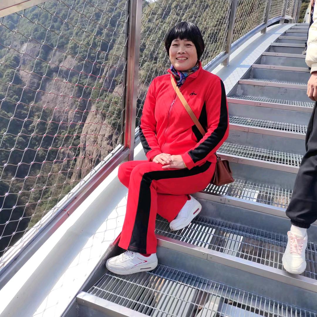 用户618396040909丽春