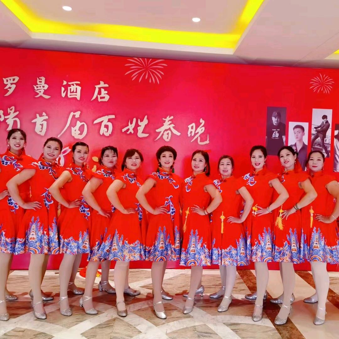 铜冶话花鼓迎亲队（橱窗好物）
