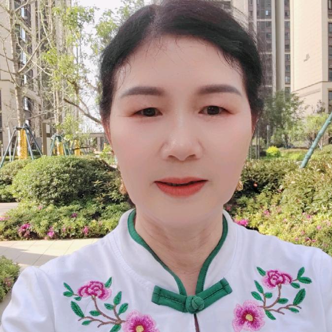 吴明英