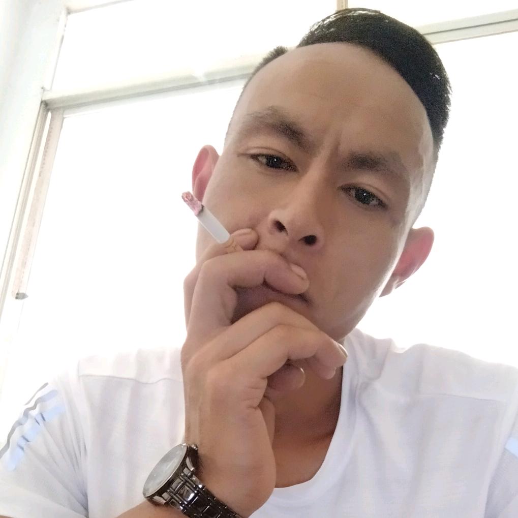 云南建筑木匠华哥