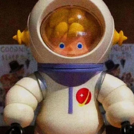 睿智的神奇少年